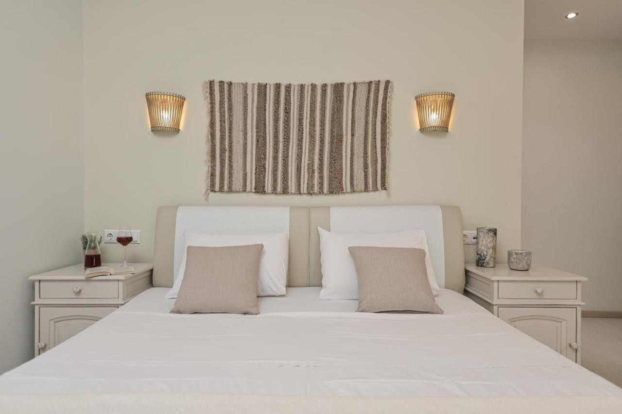 Blue Sky Aparthotel Naxos City Exterior photo